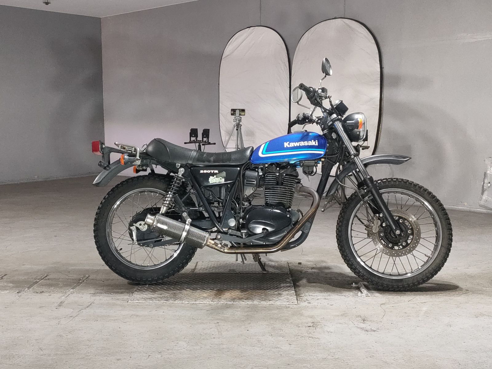 Kawasaki 250TR