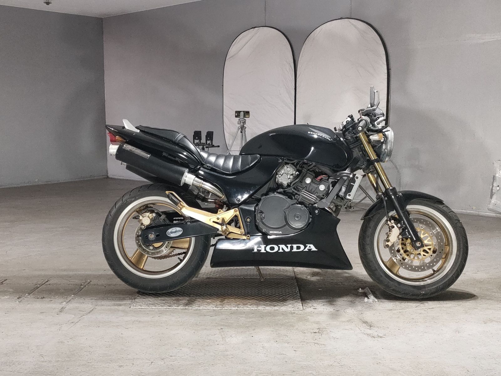 Honda HORNET250