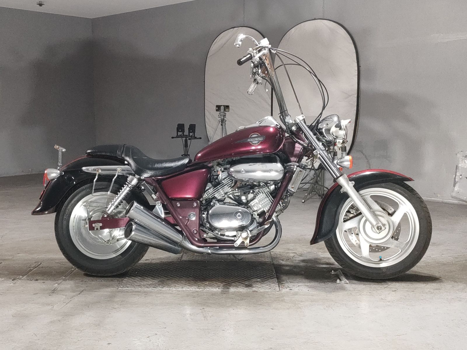 Honda MAGNA 250