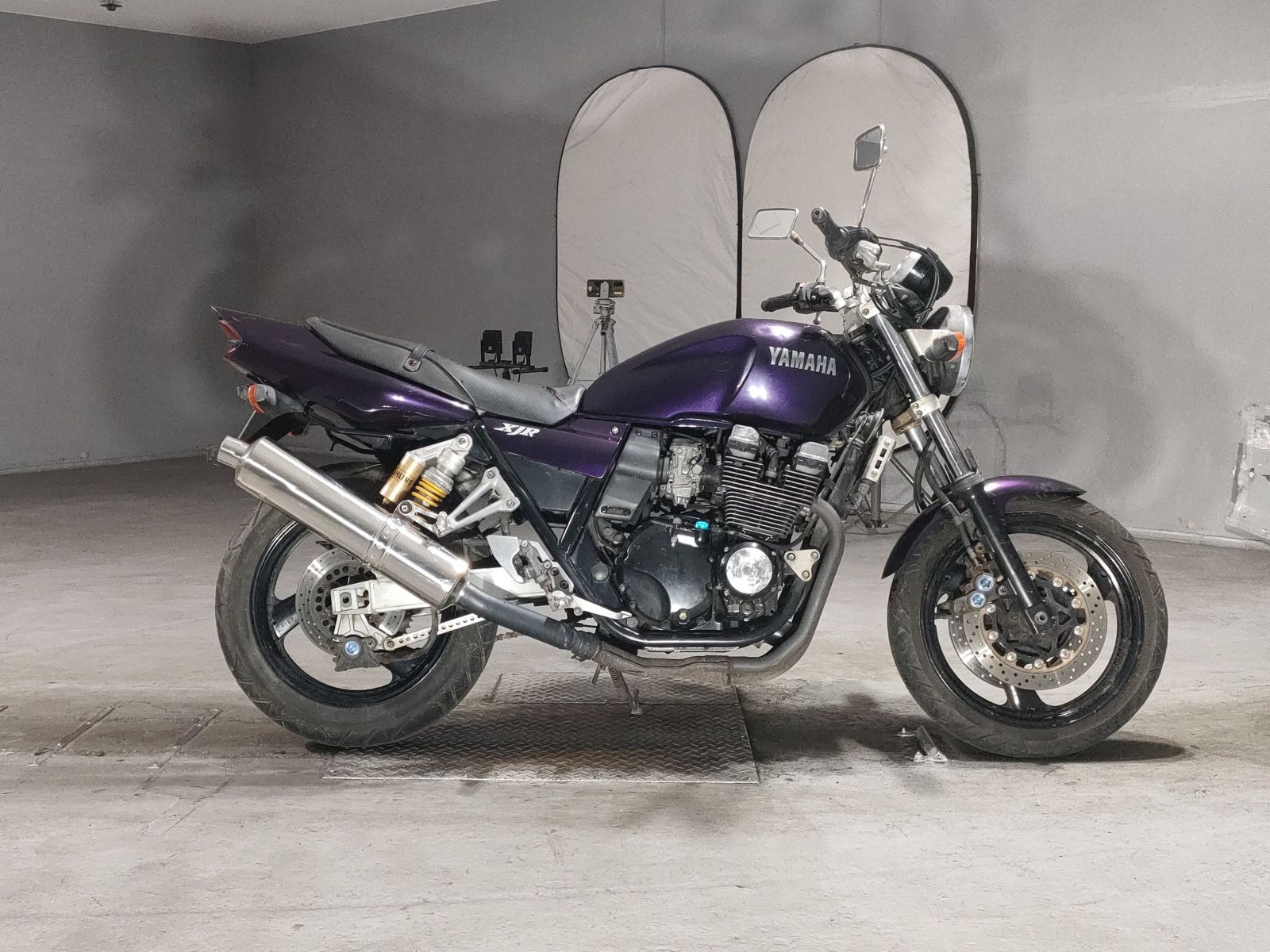 Yamaha XJR400R-1
