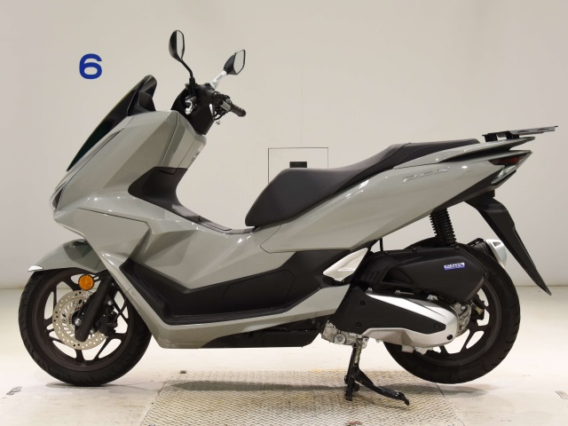 Honda PCX125-4