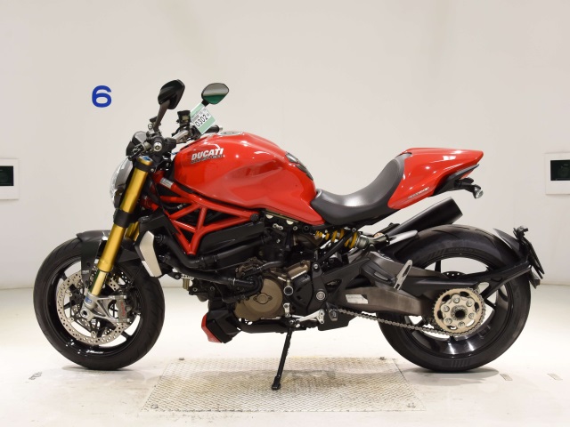 Ducati MONSTER 1200S