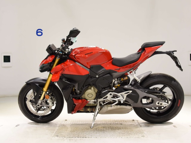 Ducati STREETFIGHTER V4S