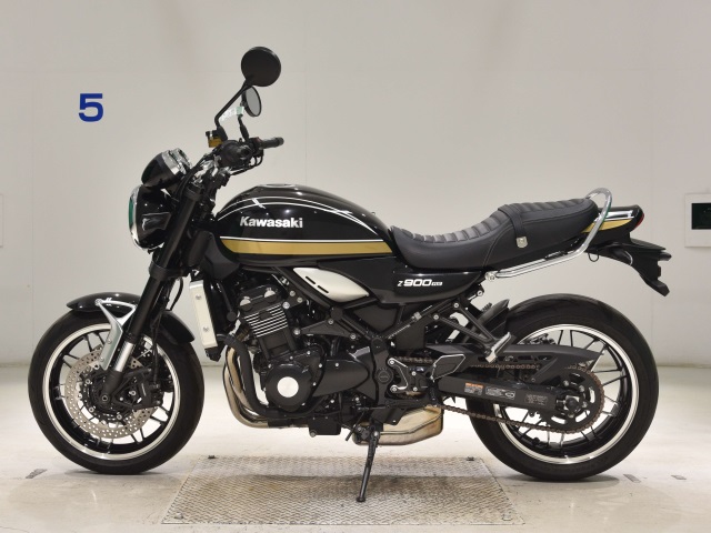Kawasaki Z900RS