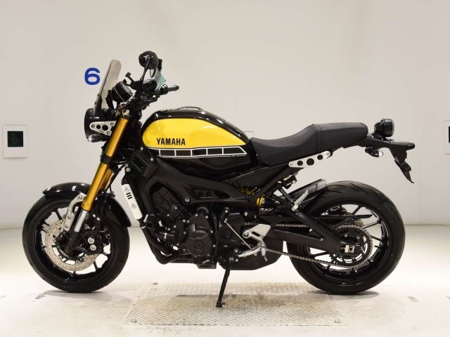 Yamaha XSR900