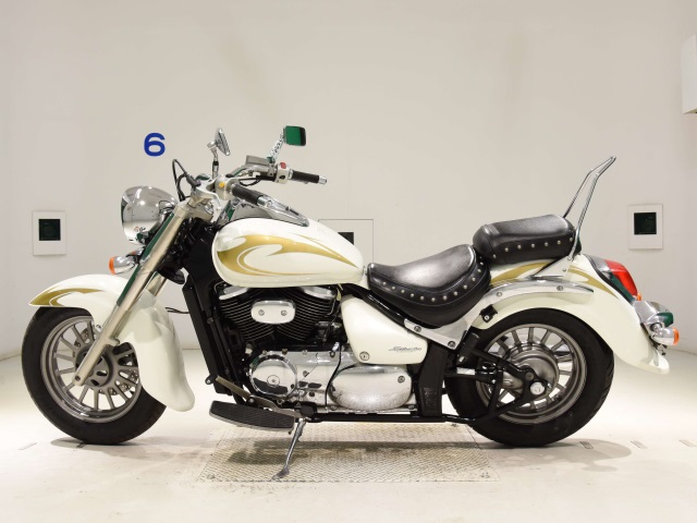 Suzuki INTRUDER 400 CLASSIC
