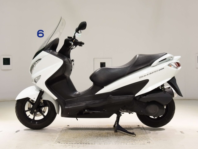 Suzuki BURGMAN200