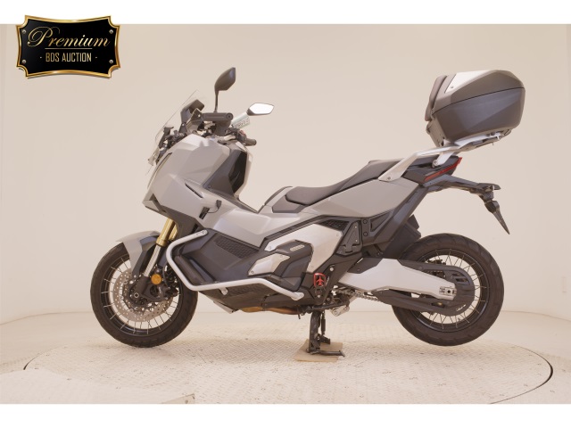 Honda X-ADV750-2