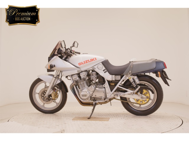 Suzuki GSX1100S KATANA
