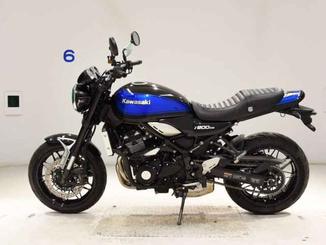 Kawasaki Z900RS