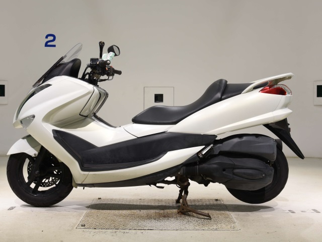 Yamaha MAJESTY 250-4