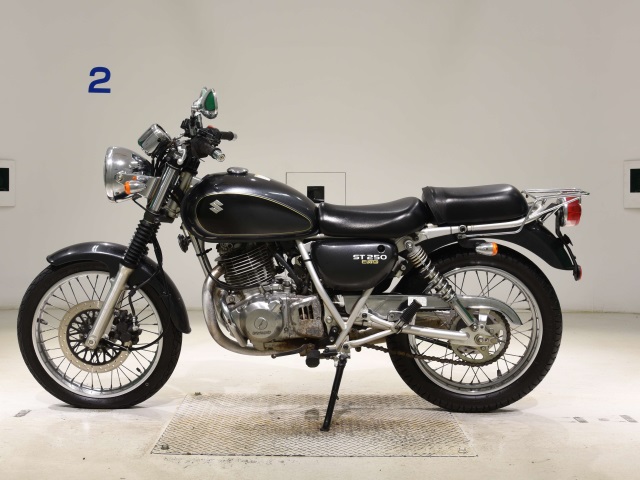 Suzuki ST250E