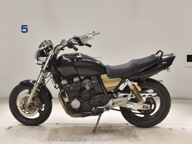 Yamaha XJR400