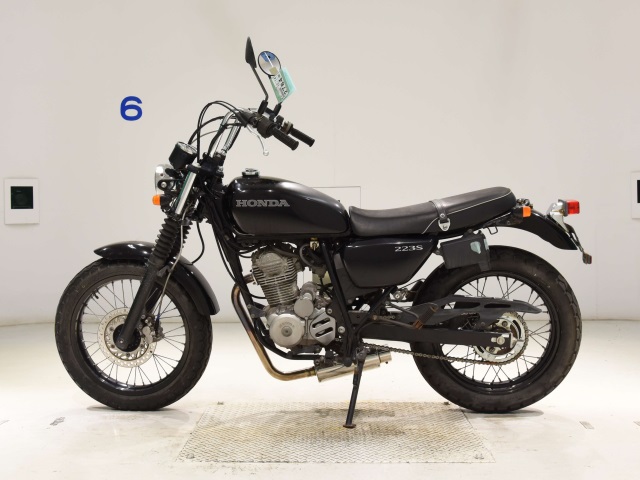 Honda CB223S