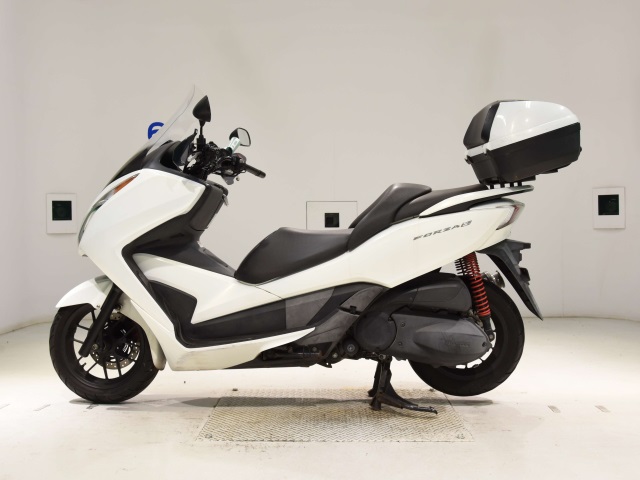Honda FORZA