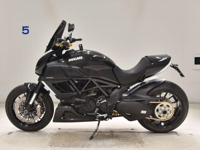 Ducati DIAVEL