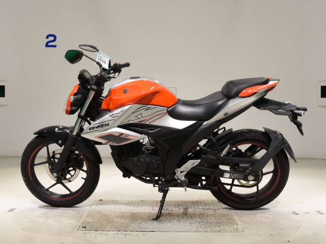 Suzuki GIXXER-150