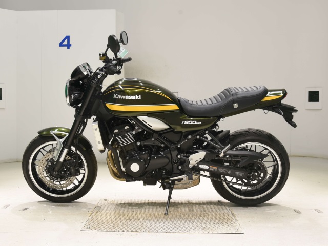 Kawasaki Z900RS