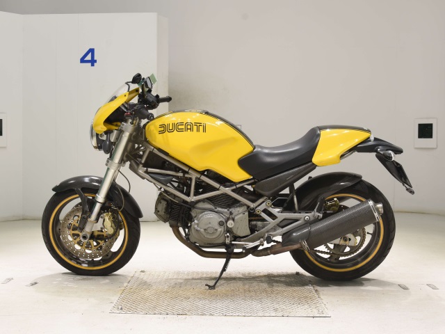 Ducati MONSTER 400