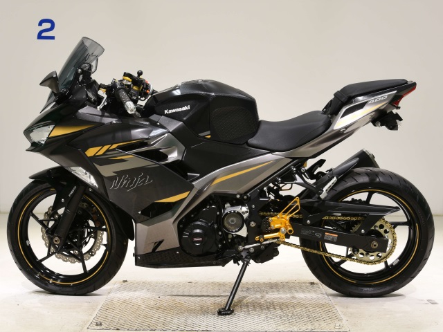 Kawasaki NINJA400-2