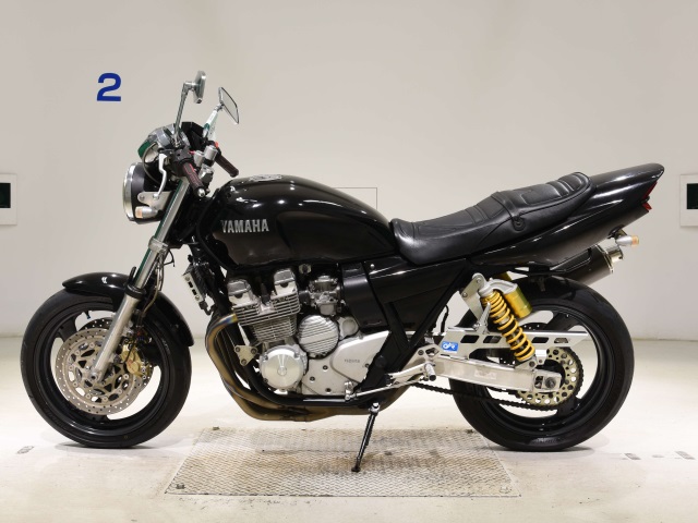 Yamaha XJR400R-1
