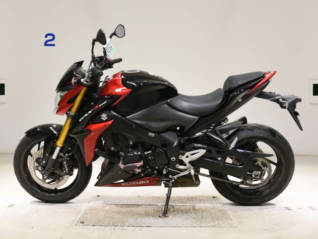 Suzuki GSX-S1000