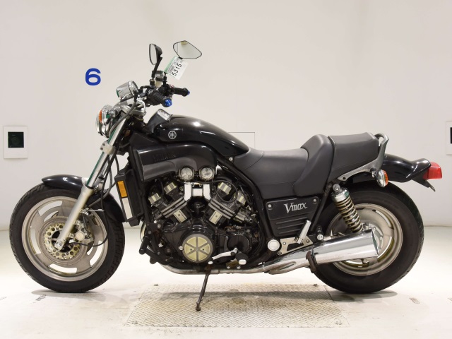 Yamaha V-MAX