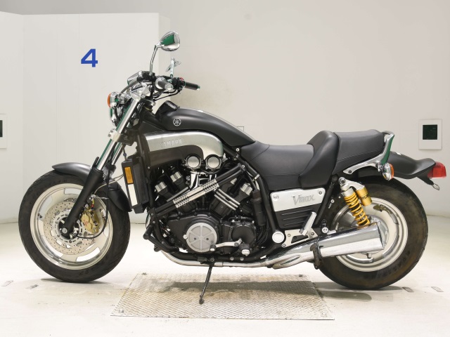 Yamaha V-MAX