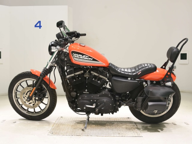 Harley-Davidson Sportster 883 Roadster XL883R