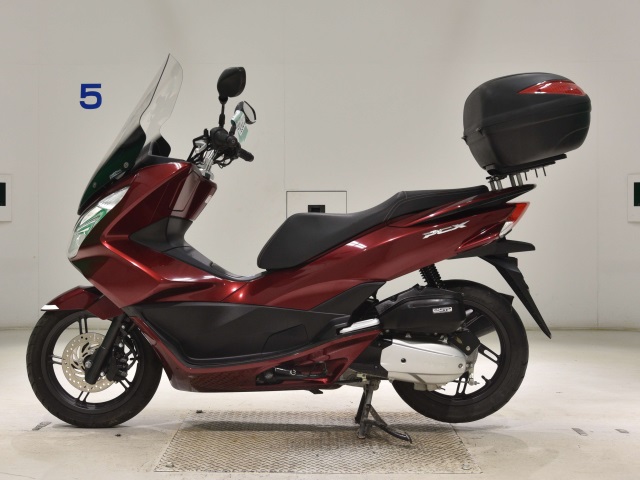 Honda PCX125-2