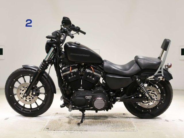 Harley-Davidson Iron 883 XL883N