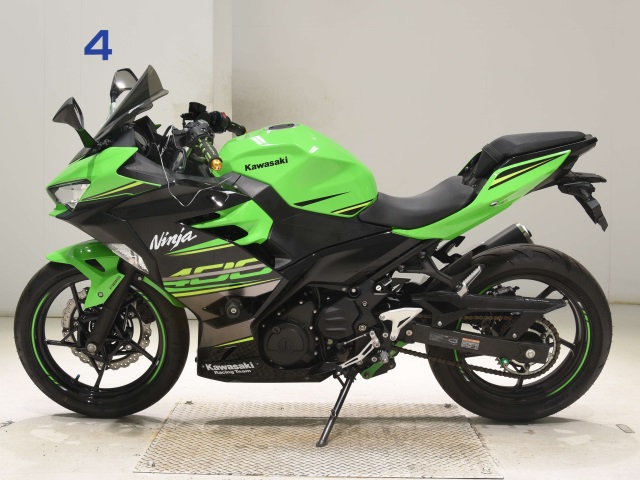 Kawasaki NINJA400-2