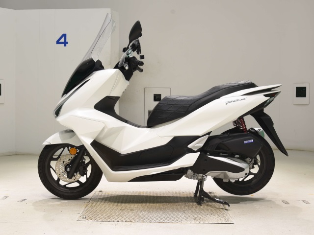Honda PCX125-4