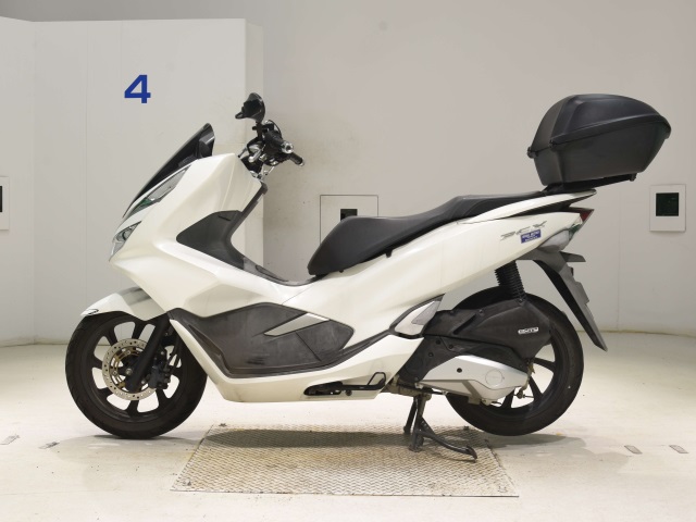 Honda PCX125-3