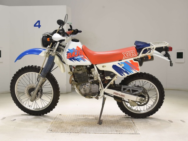 Honda XLR250 BAJA