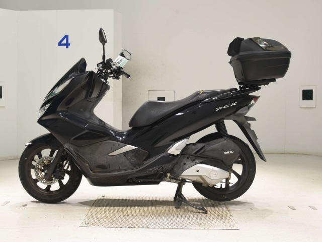 Honda PCX125-3
