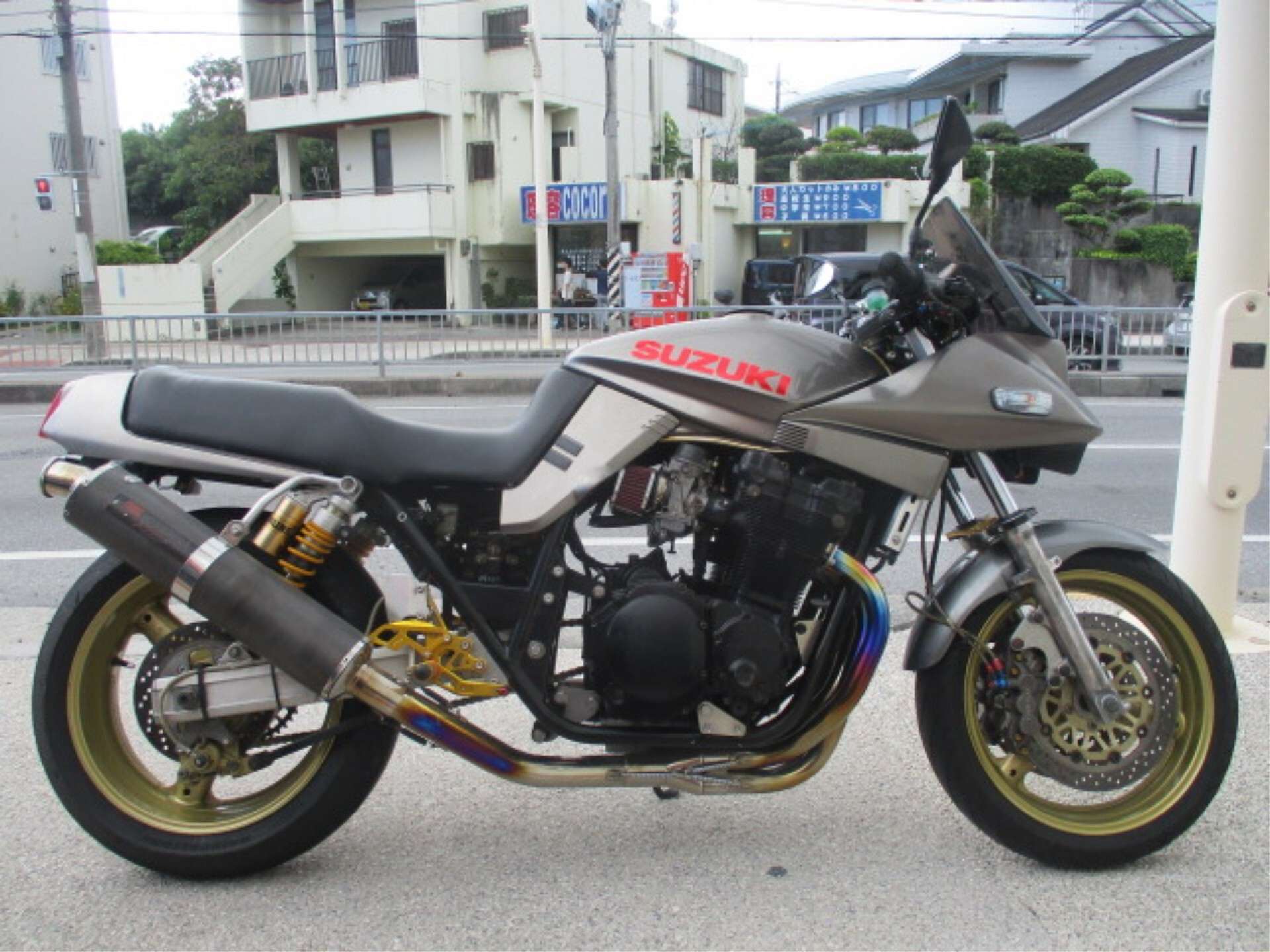 Suzuki GSX1100S KATANA
