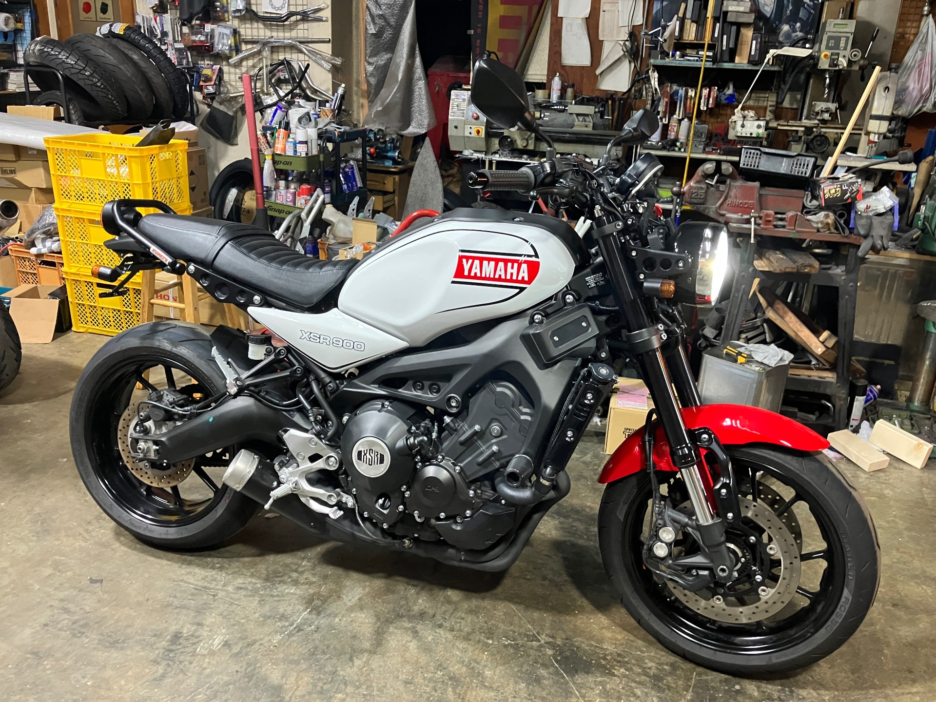 Yamaha XSR900