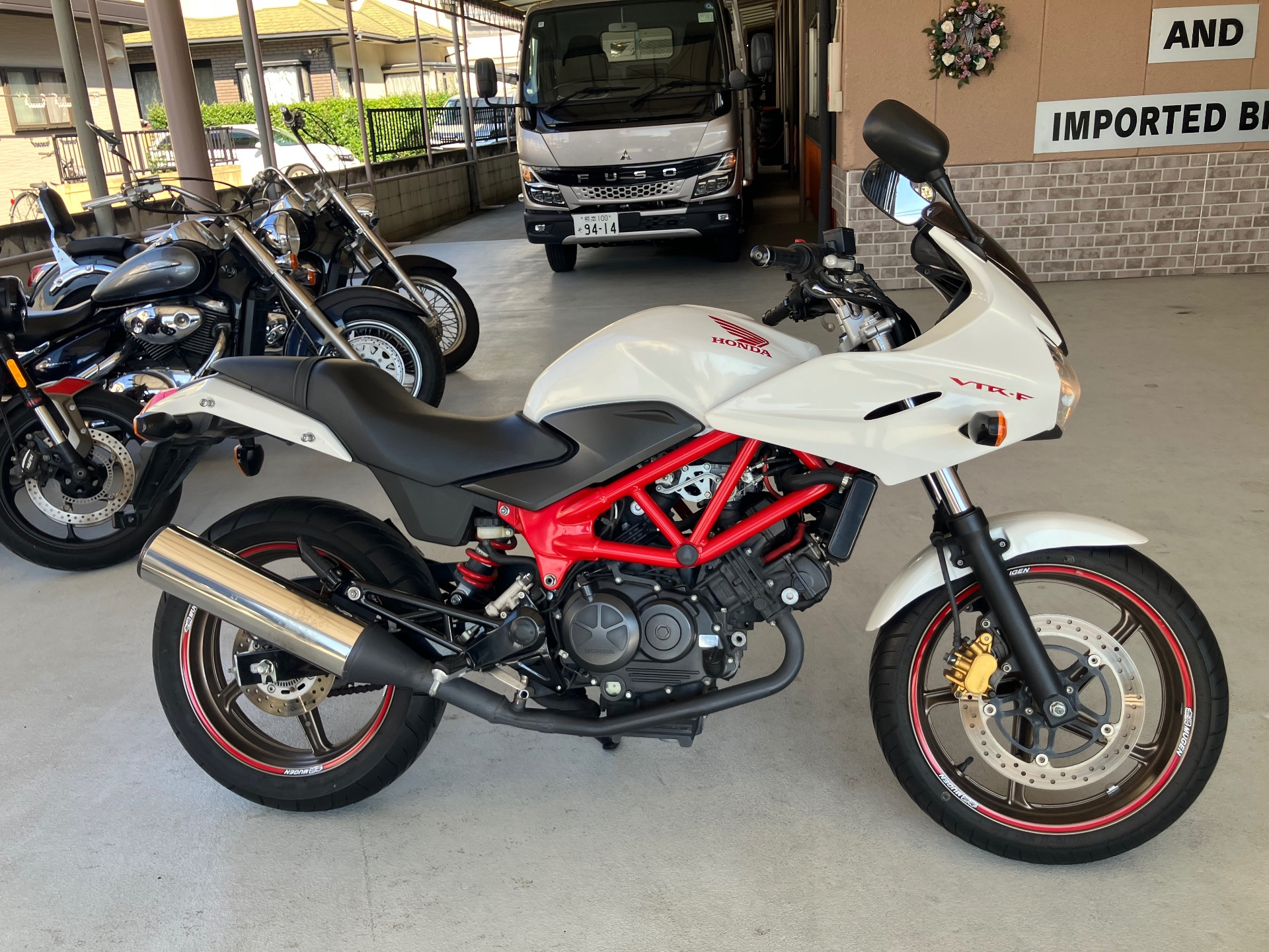 Honda VTR250F