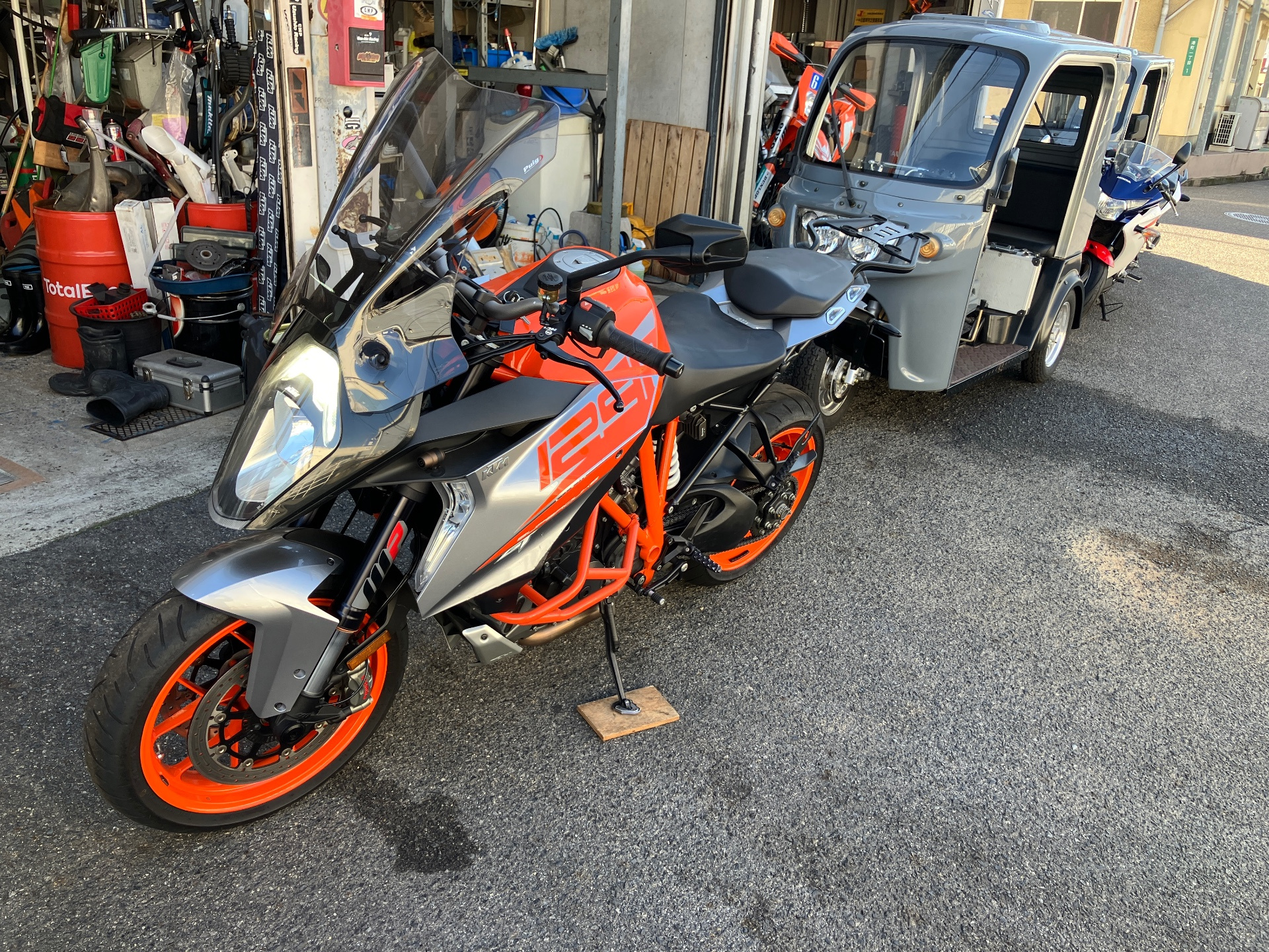 KTM 1290SUPER DUKE GT