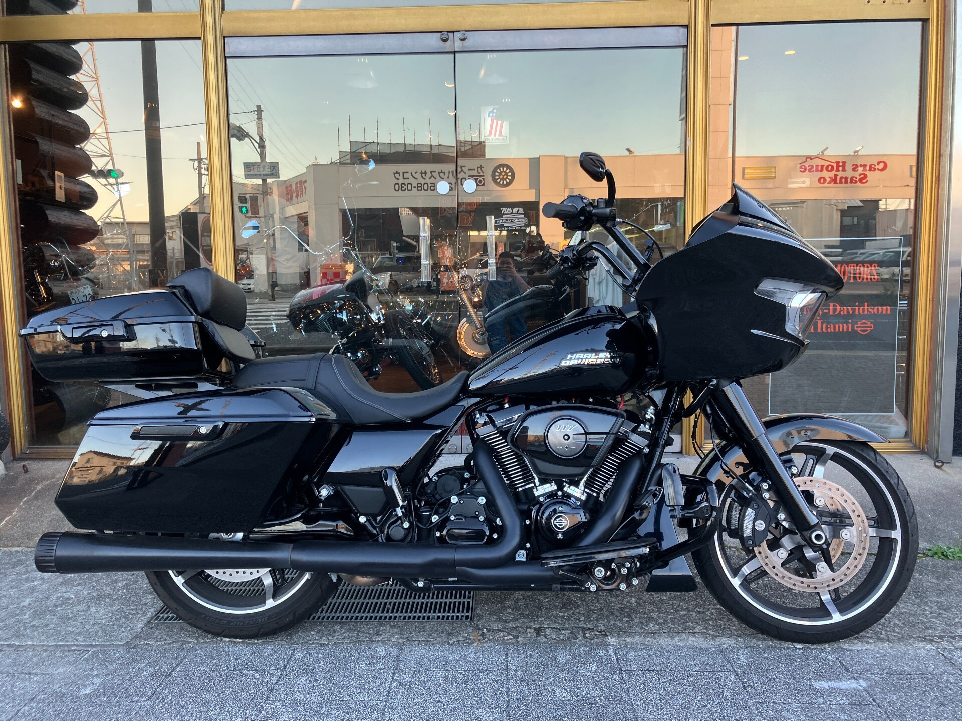 Harley-Davidson Road Glide FLTRX