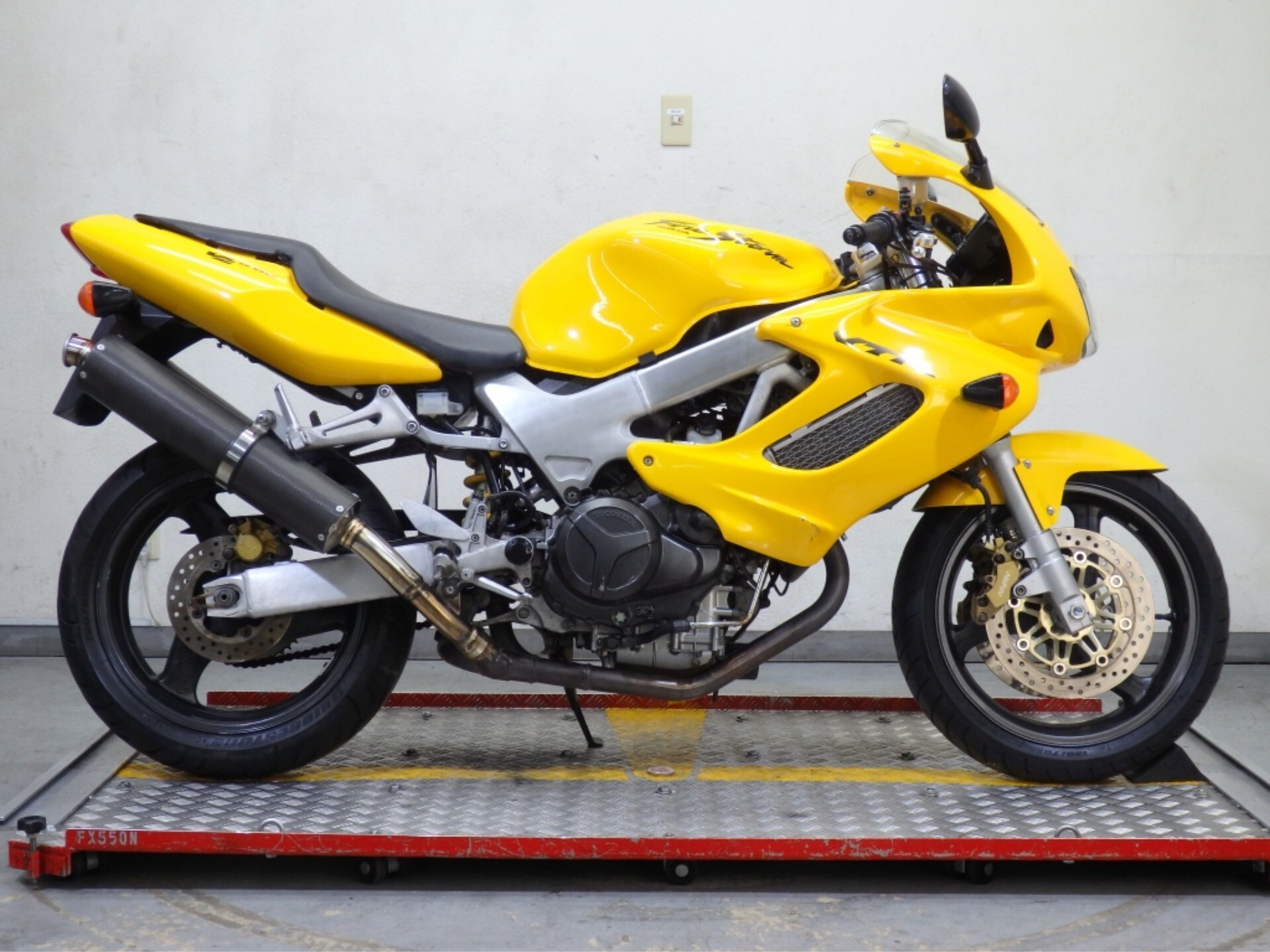 Honda VTR1000F