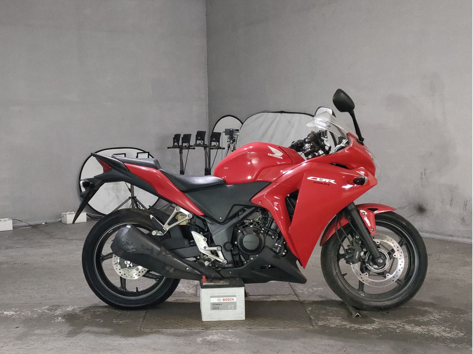 Honda CBR250R