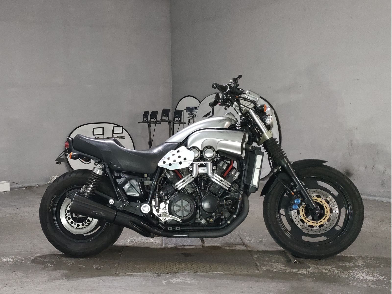 Yamaha V-MAX