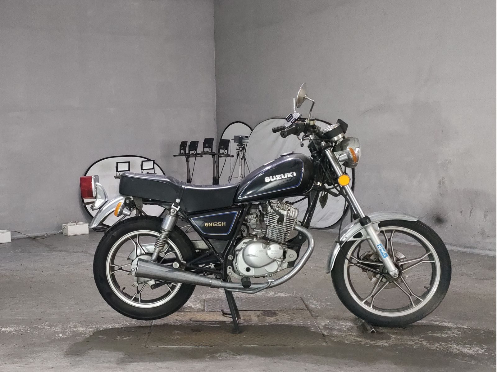 Suzuki GN125H