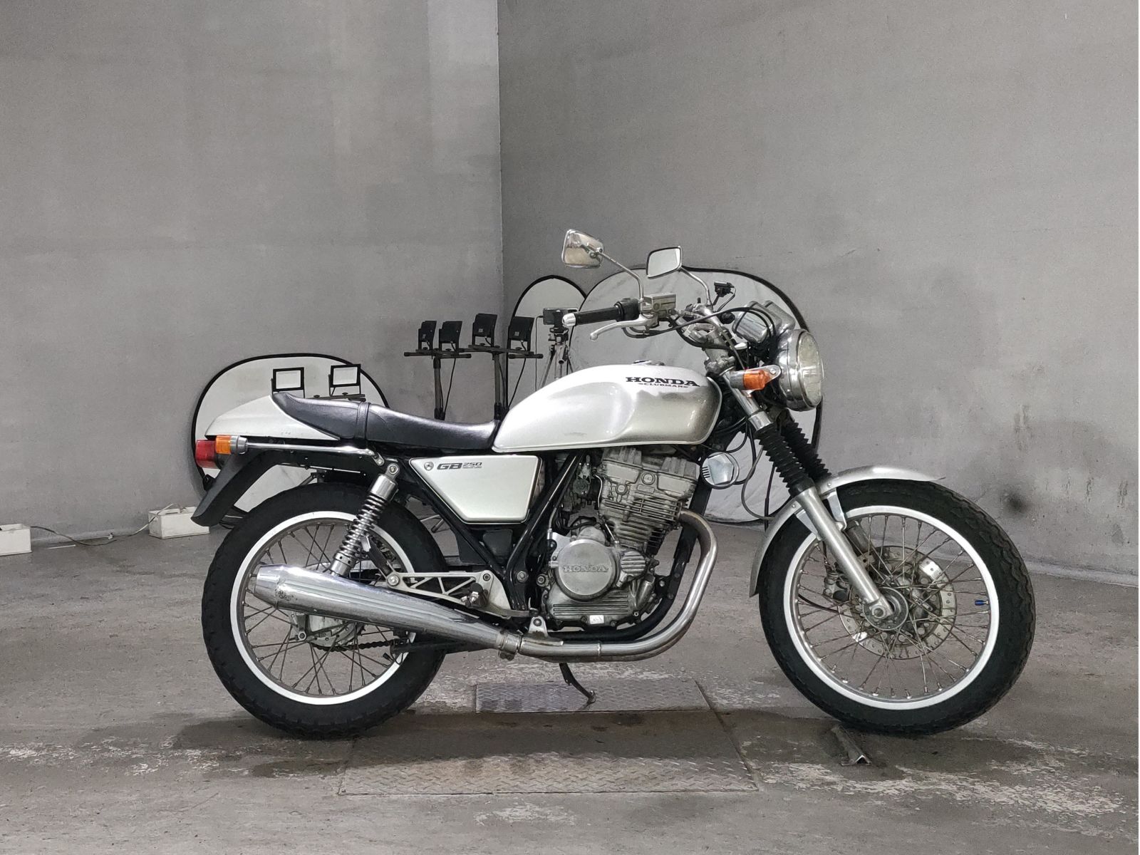Honda GB250 CLUBMAN 1
