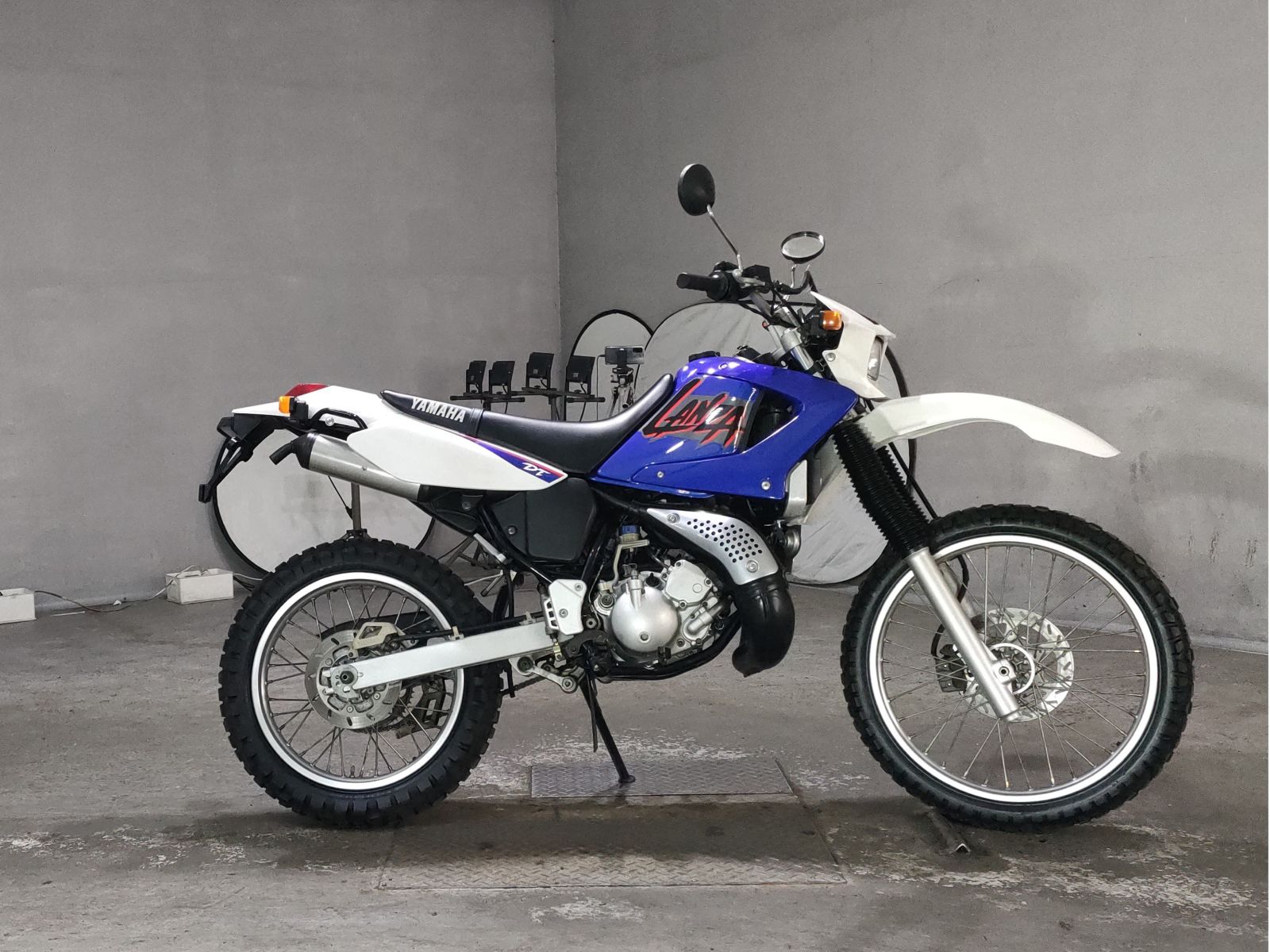 Yamaha LANZA DT230