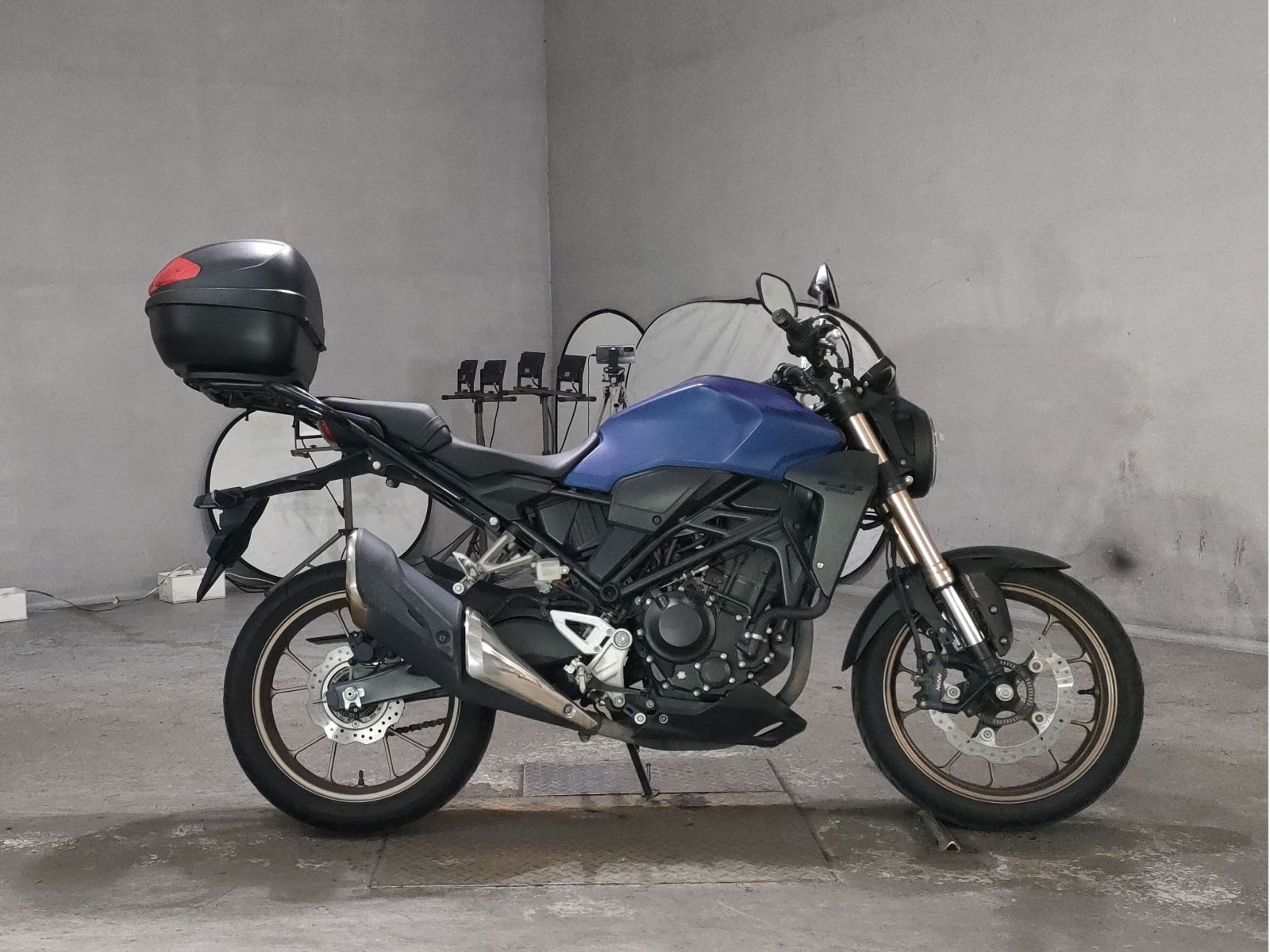 Honda CB250R