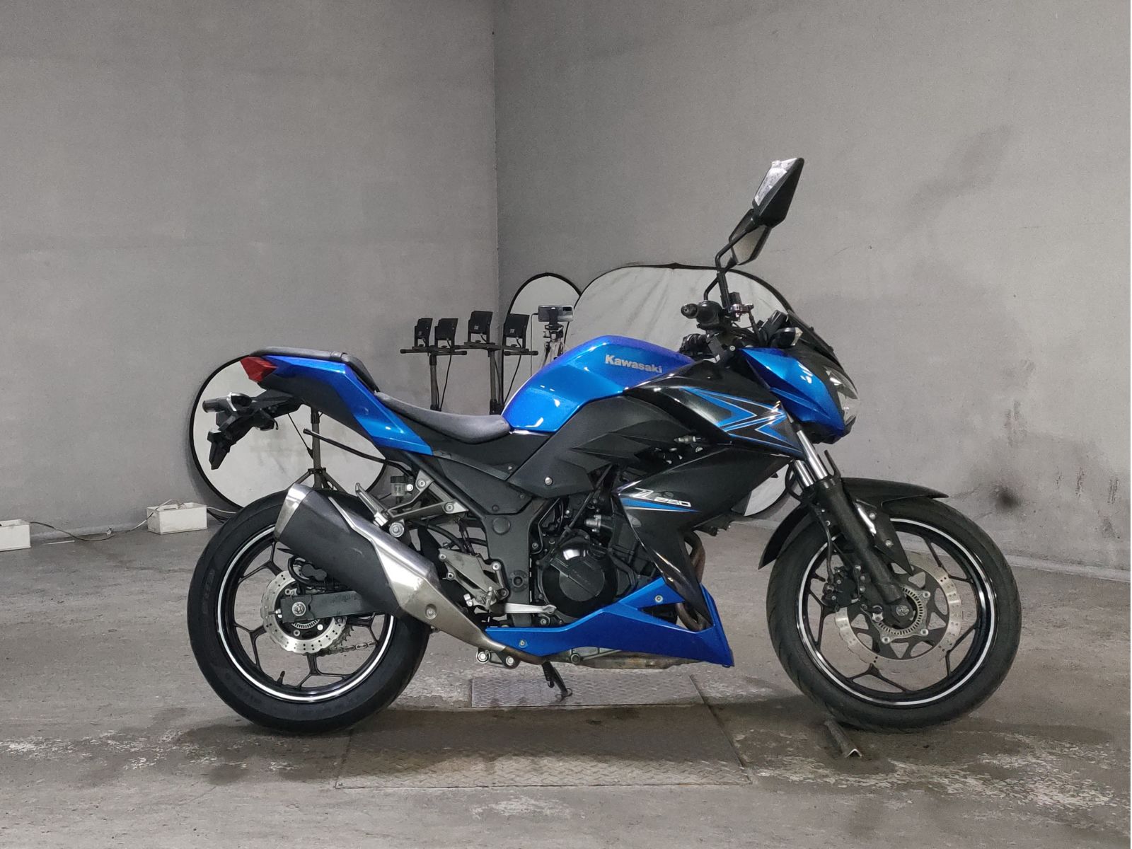 Kawasaki Z250