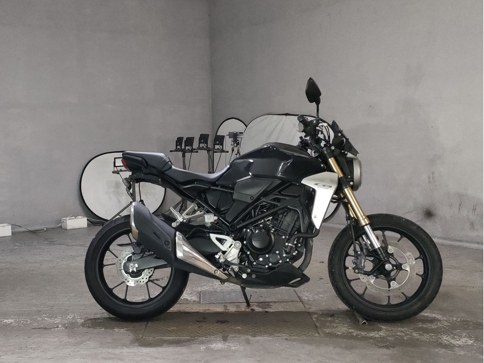 Honda CB250R